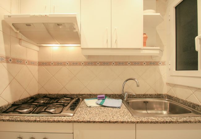 Perfect kitchen for your holiday needs. Apartment in Sitges - LEONARDO Apartment