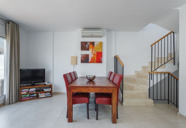 Charming breakfast dining Apartment in Sitges - HARRY SUN TERRACE