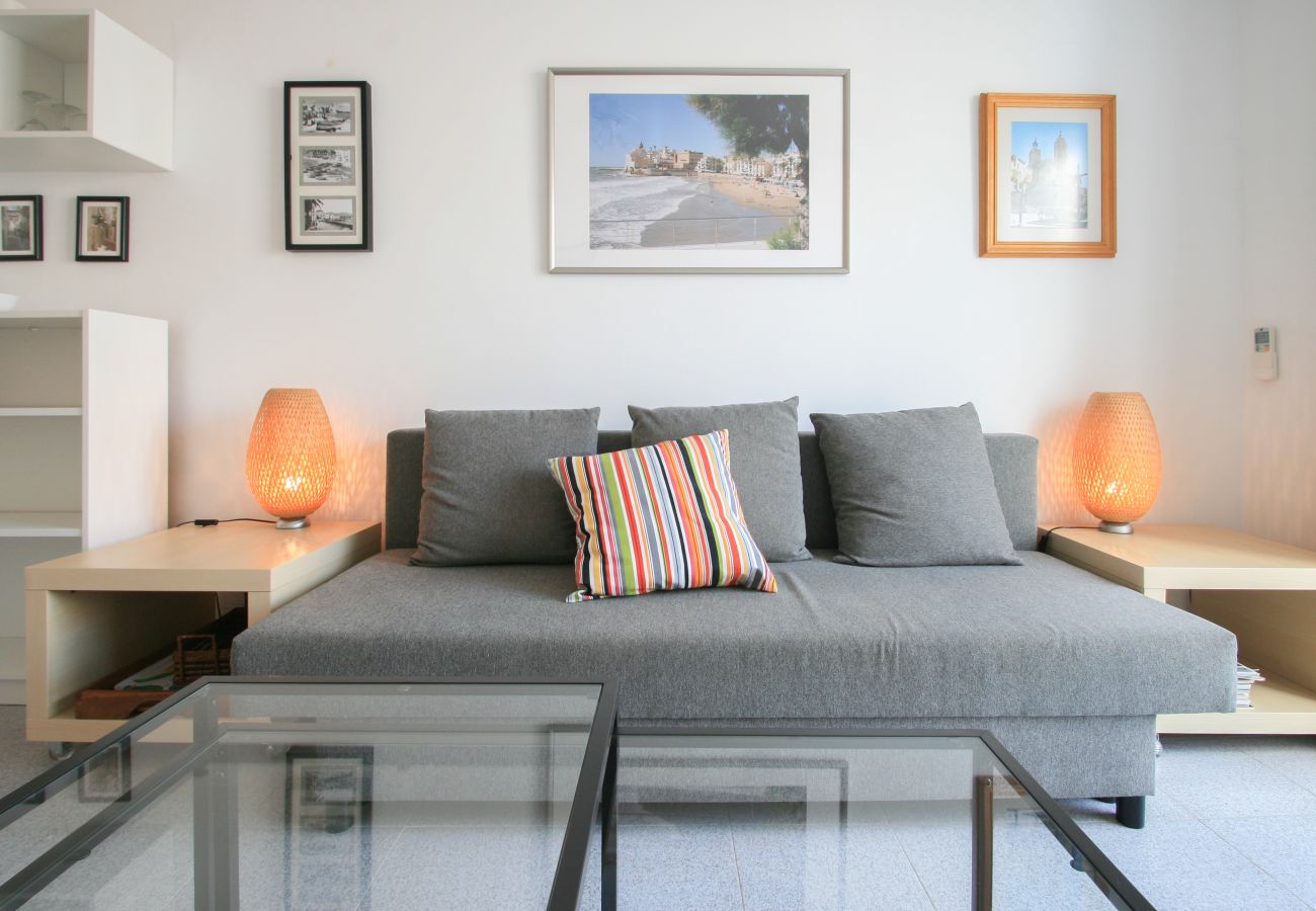 Divine sofa in Matisse. Apartment in Sitges - Matisse Apartment